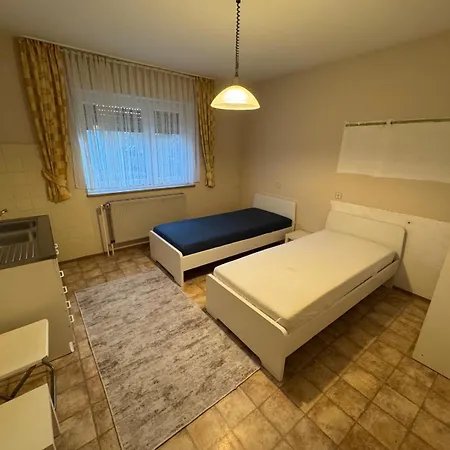 Monteure & Gaestezimmer In Homestay szállás